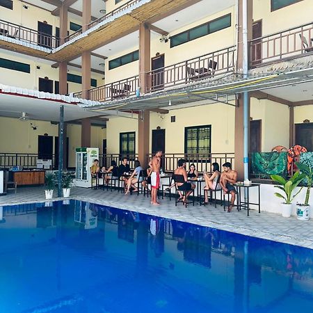 Vang Vieng Global Hostel Exterior photo