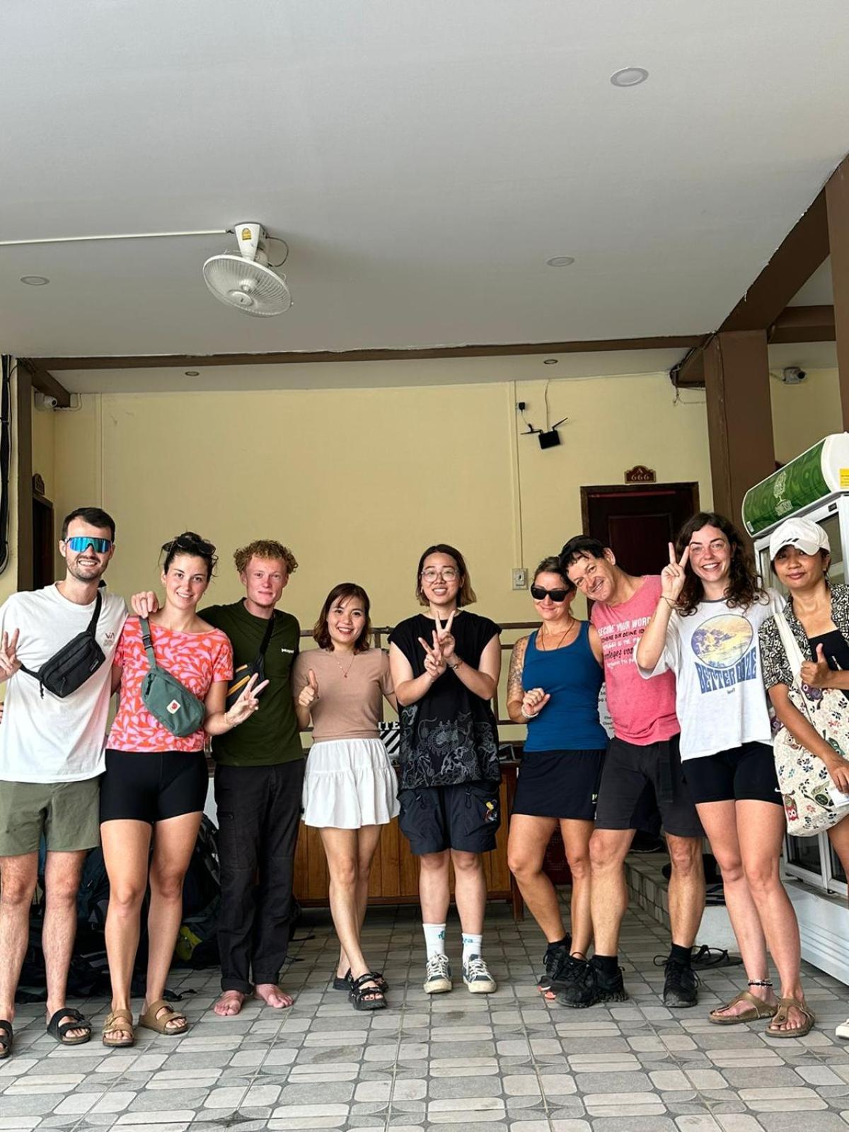 Vang Vieng Global Hostel Exterior photo